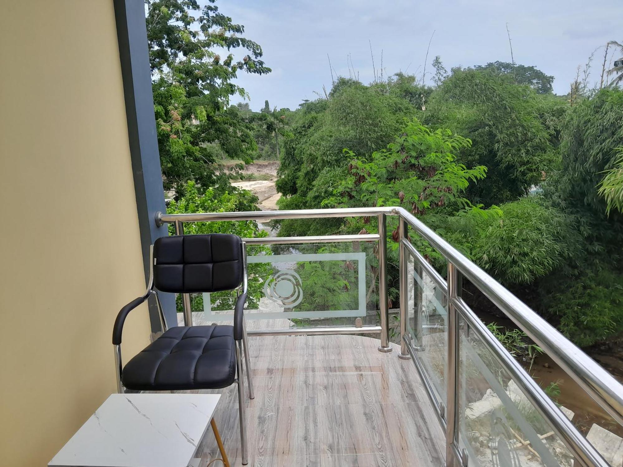 Valley Breeze Hotel Dar es Salaam Exterior foto